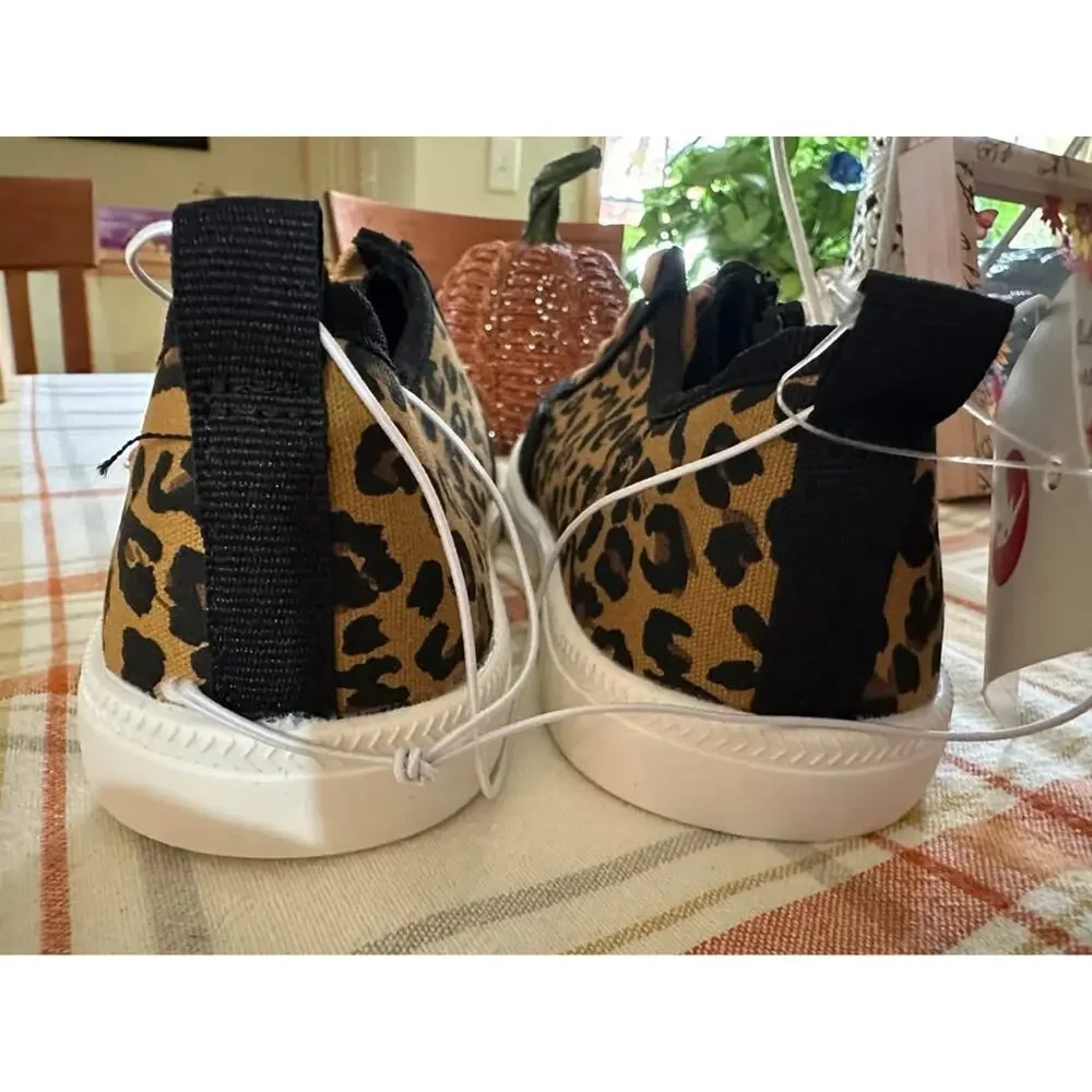 NEW Size 4 Girls Cheetah Shoes - Picture 6 of 7